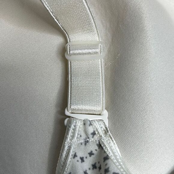 Hanes 3XL Smooth Tec Comfort Flex Fit Wireless Bra Set of 2 - Picture 7 of 9